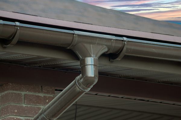 Cost of Building Gutter Installation in Rochester