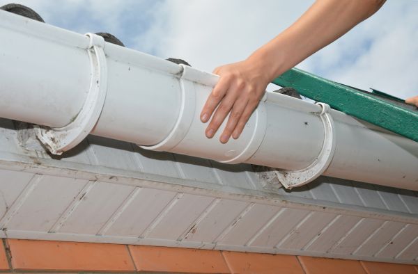 Cost of Barn Gutter Installation in Rochester