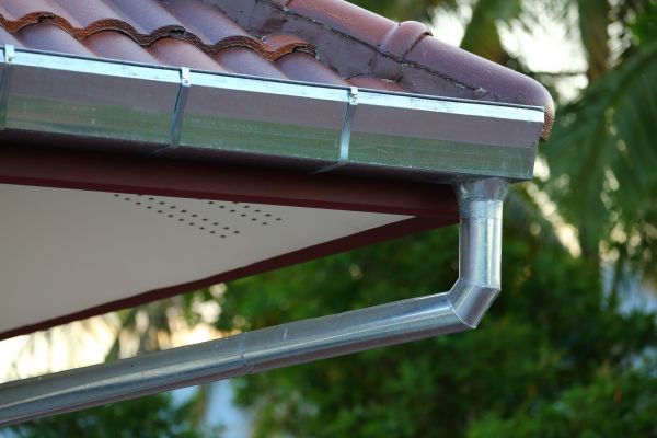 Cost of Metal Gutter Repair in Rochester