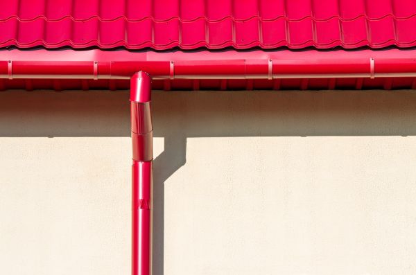 Cost of Downspout Reattachment in Rochester
